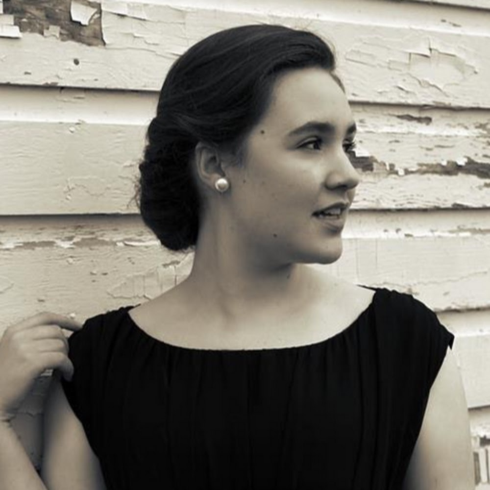 Meet your Posher, Selia
